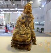 木雕刻出中国传统工艺匠心独运